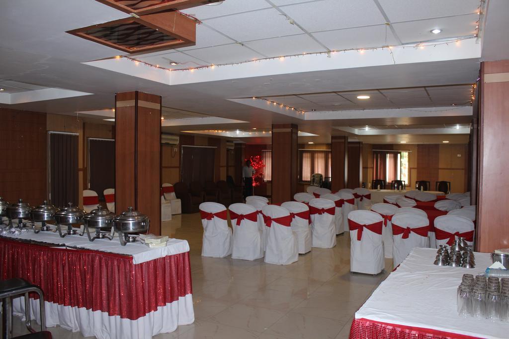 Hotel Bengal International Siliguri Ngoại thất bức ảnh
