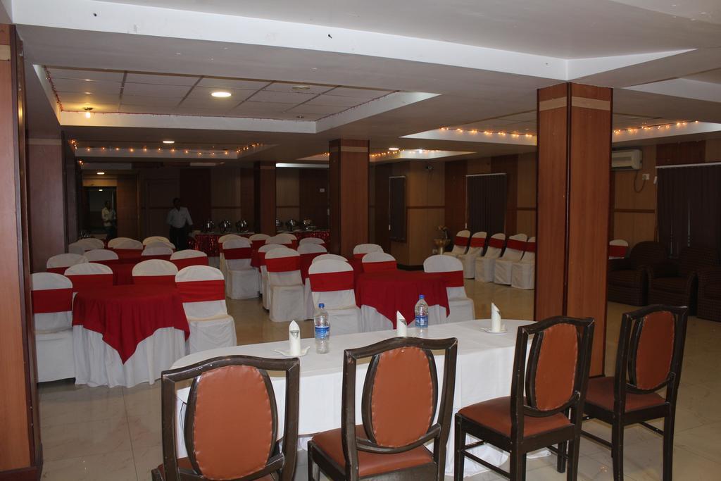 Hotel Bengal International Siliguri Ngoại thất bức ảnh