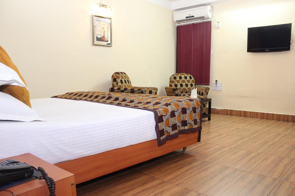 Hotel Bengal International Siliguri Phòng bức ảnh