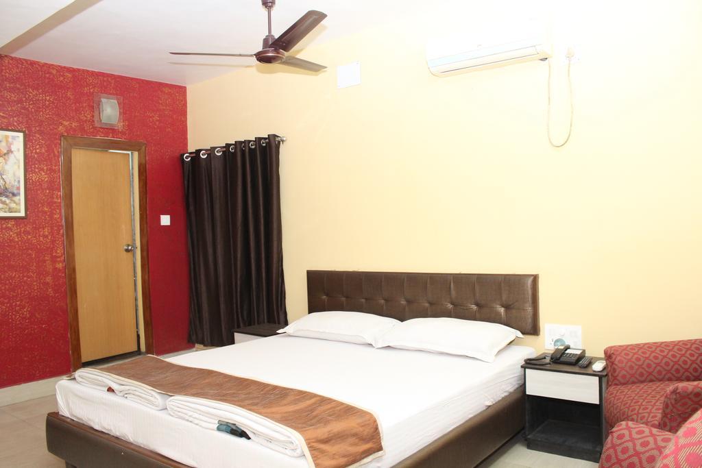 Hotel Bengal International Siliguri Phòng bức ảnh
